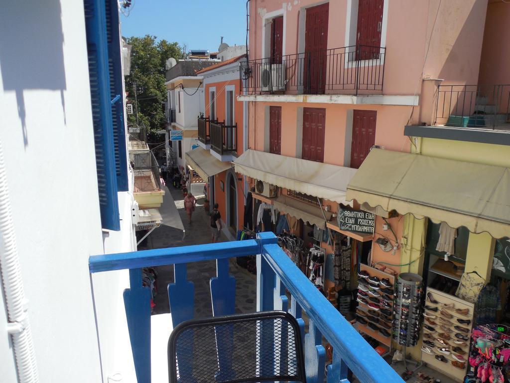 Adonis Rooms Skopelos Exterior foto